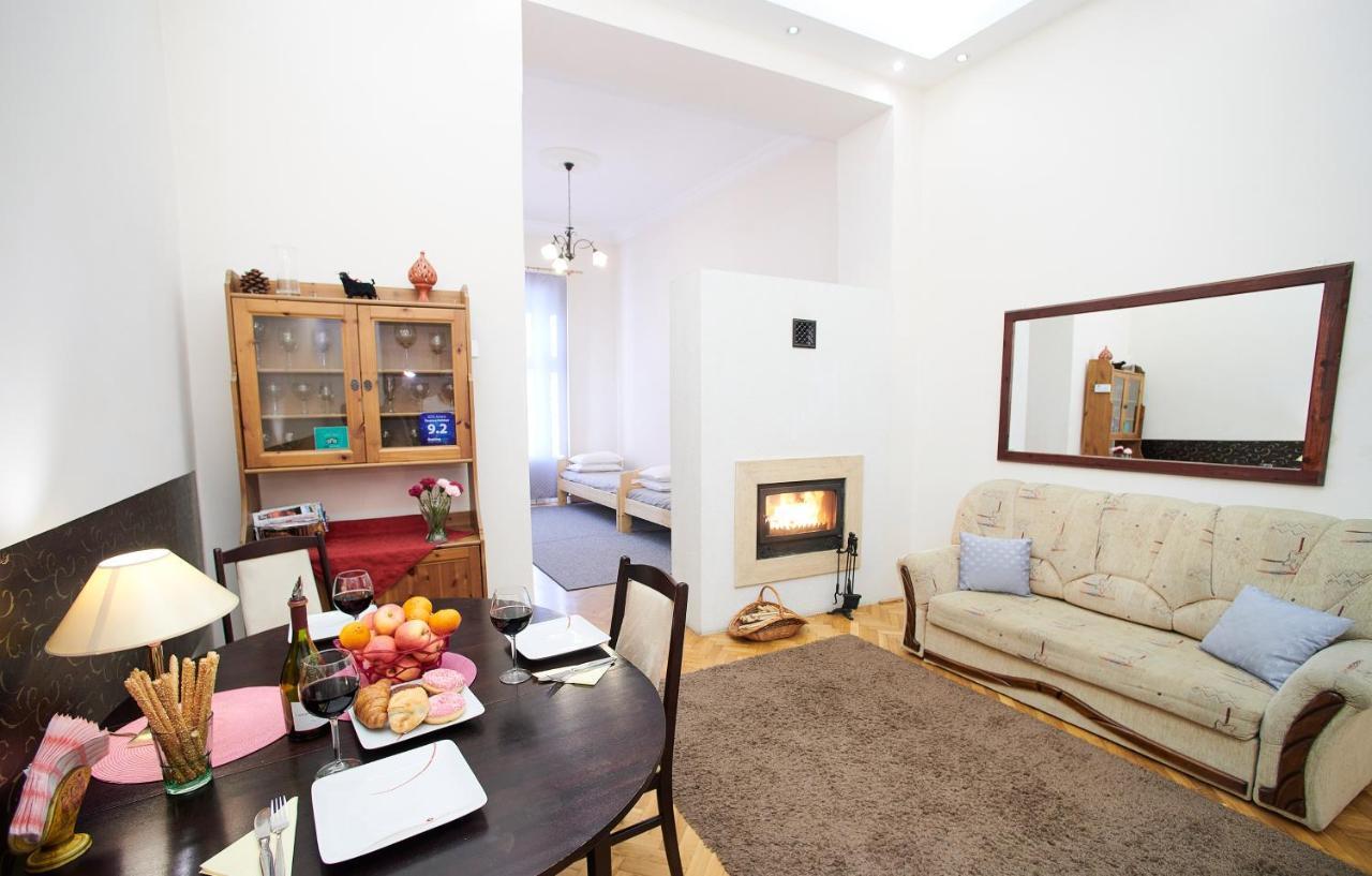 Fireplace Holidays Apartment Budapesta Exterior foto