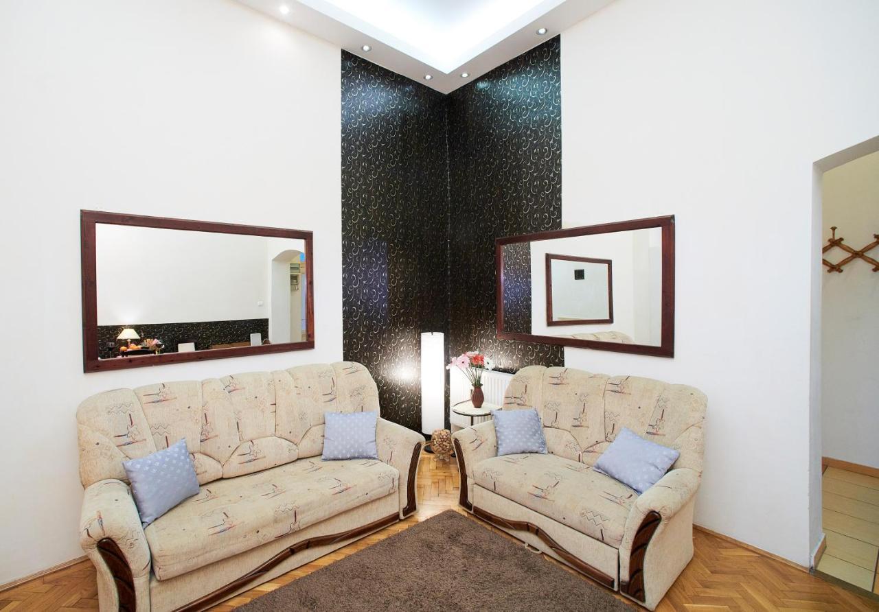 Fireplace Holidays Apartment Budapesta Exterior foto